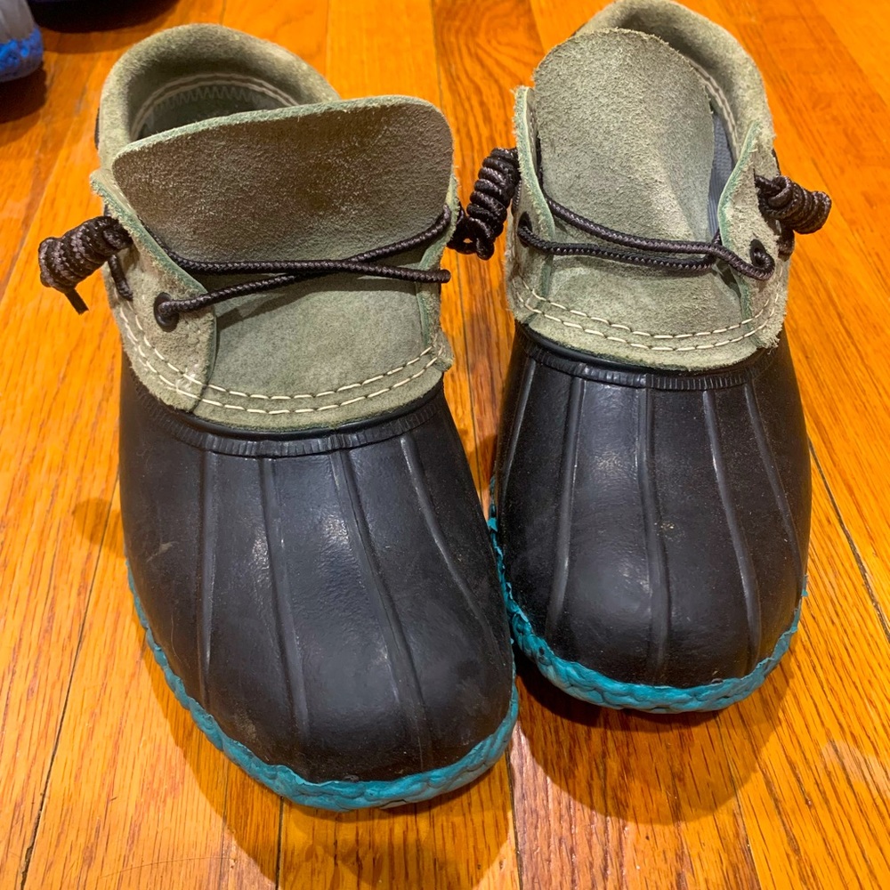 Women’s Small Batch L.L Bean Rubber Mocs. 6m